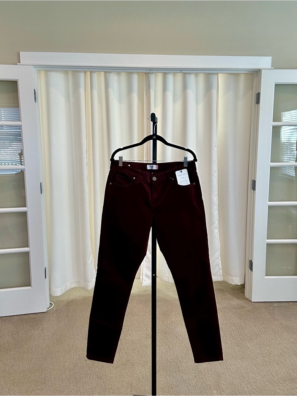 CAbi The Skinny in Vineyard